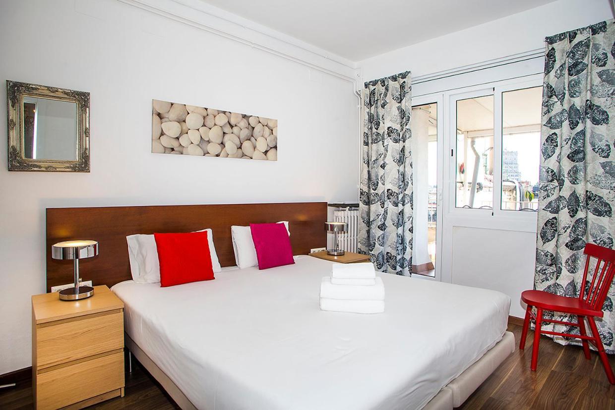 The Gran Via Penthouse Apartment Barcelona Bagian luar foto