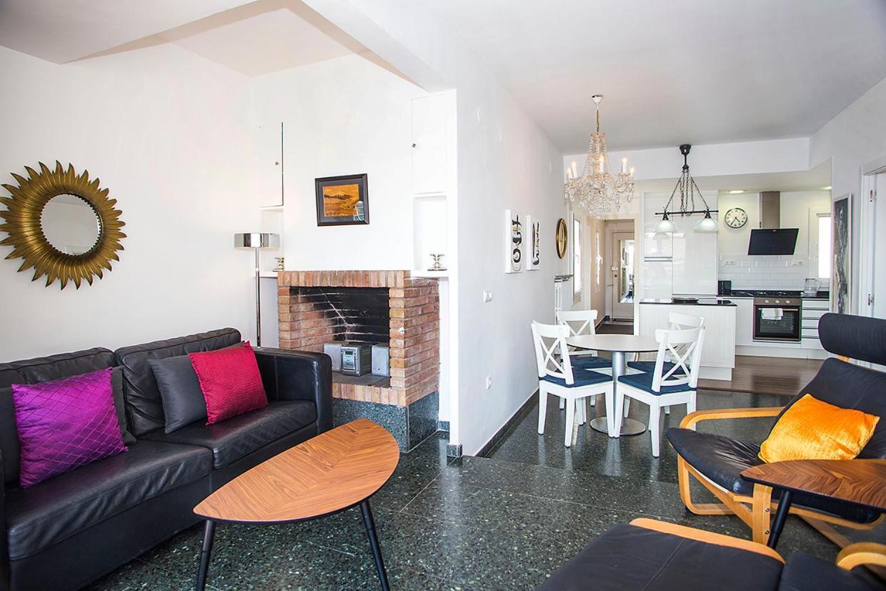 The Gran Via Penthouse Apartment Barcelona Bagian luar foto