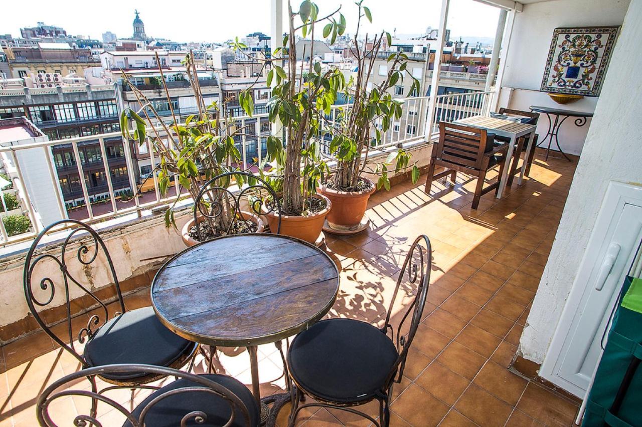 The Gran Via Penthouse Apartment Barcelona Bagian luar foto