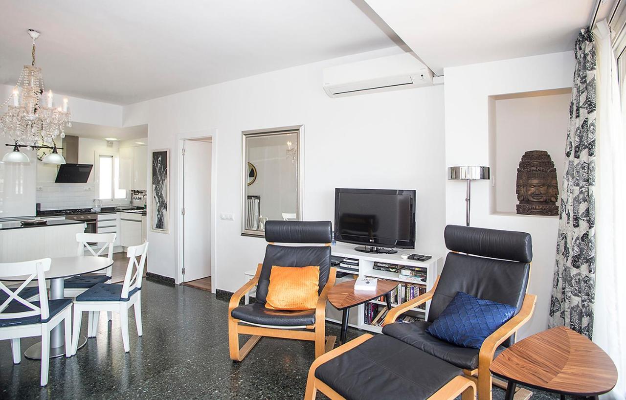 The Gran Via Penthouse Apartment Barcelona Bagian luar foto